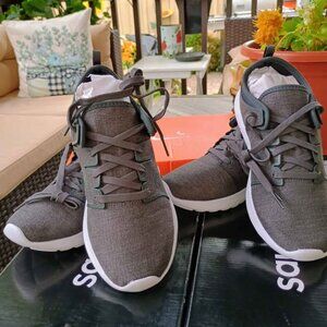 Saucony sneakers two pair women size 5.5